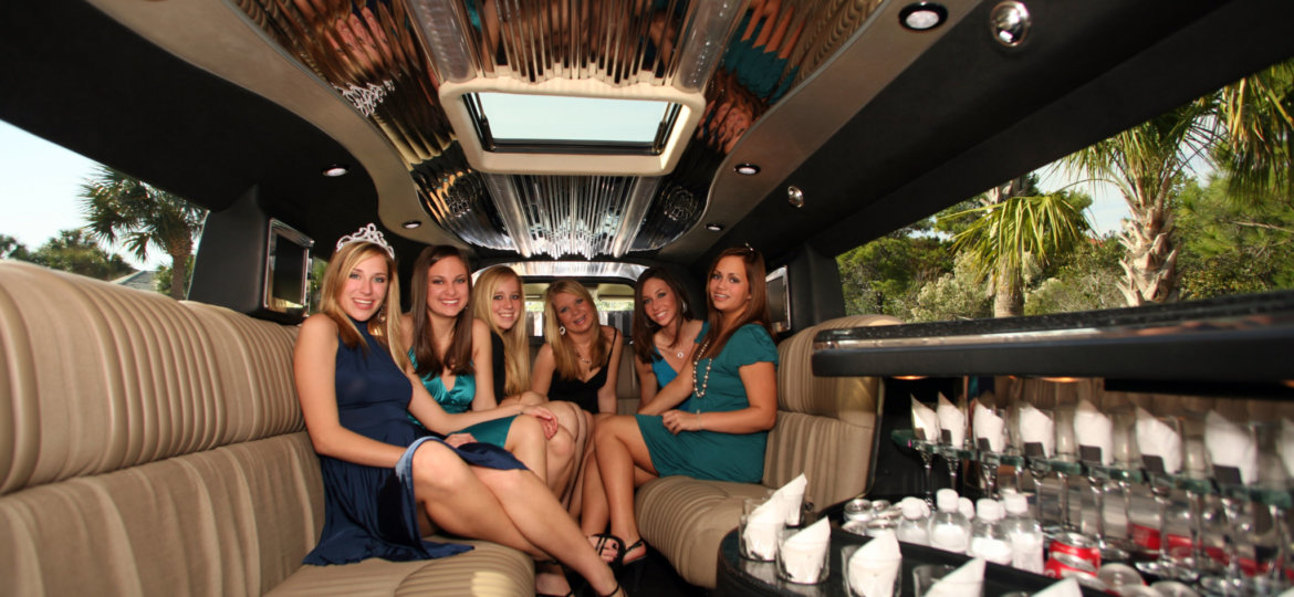 best party bus rentals michigan in Shelby Charter Township